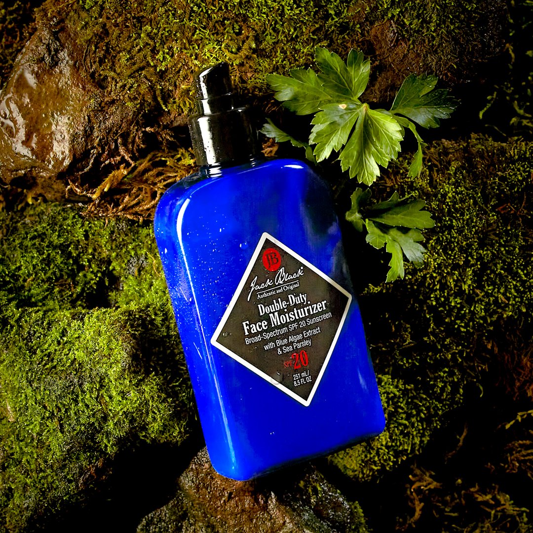 Double-Duty Face Moisturizer SPF 20 with Blue Algae Extract & Sea Parsley 2003